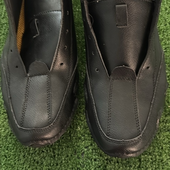 LDeck High Top Sports Shoes Waterproof Non Slip. Adjustable Strap, no Laces - Picture 2 of 11